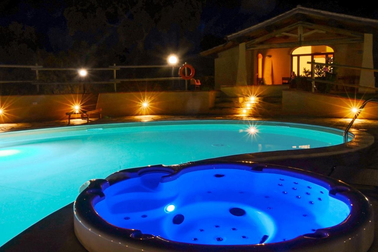 קסטליונה דלה פסקאיה Agriturismo La Luciana מראה חיצוני תמונה