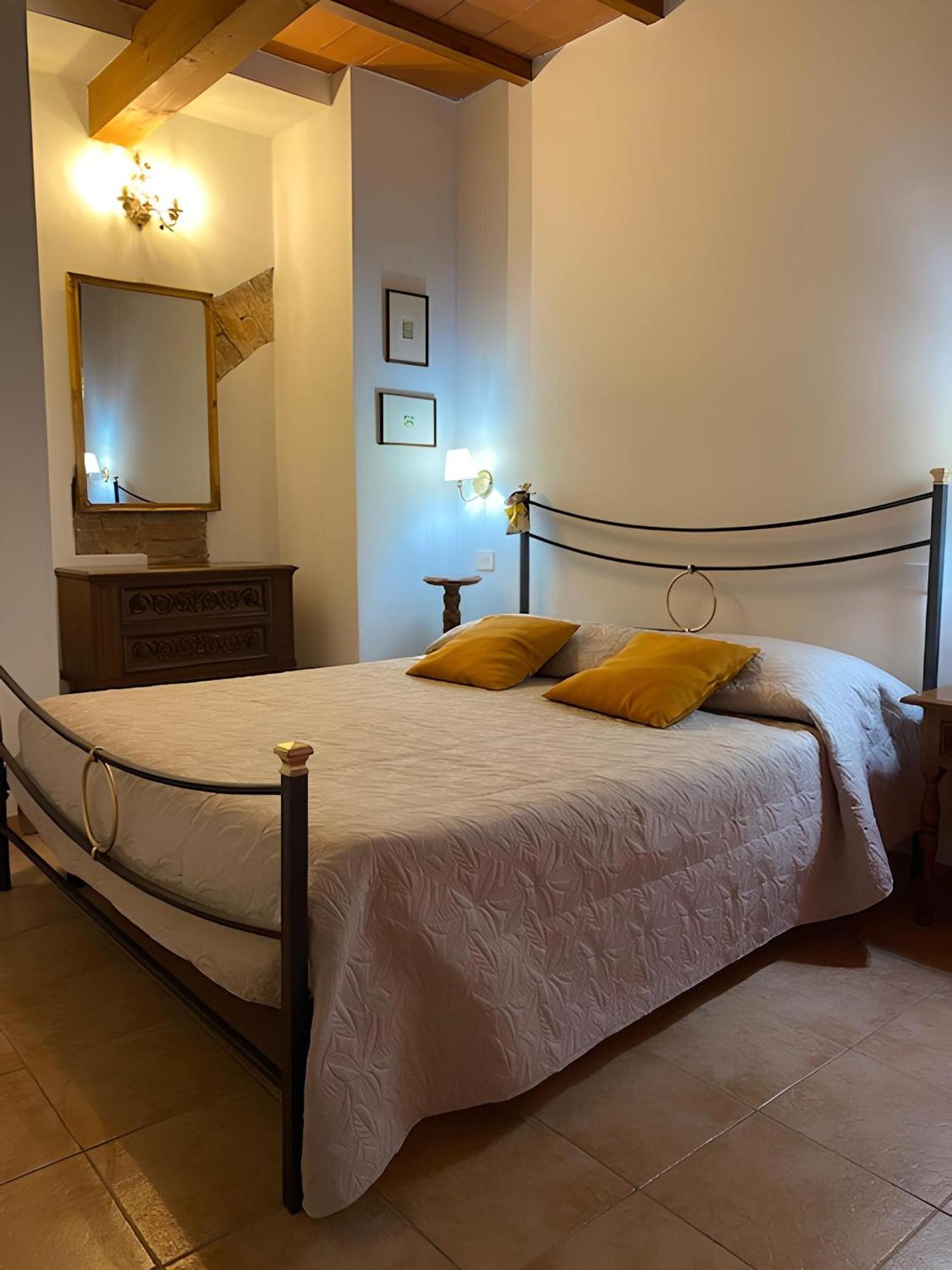 קסטליונה דלה פסקאיה Agriturismo La Luciana מראה חיצוני תמונה