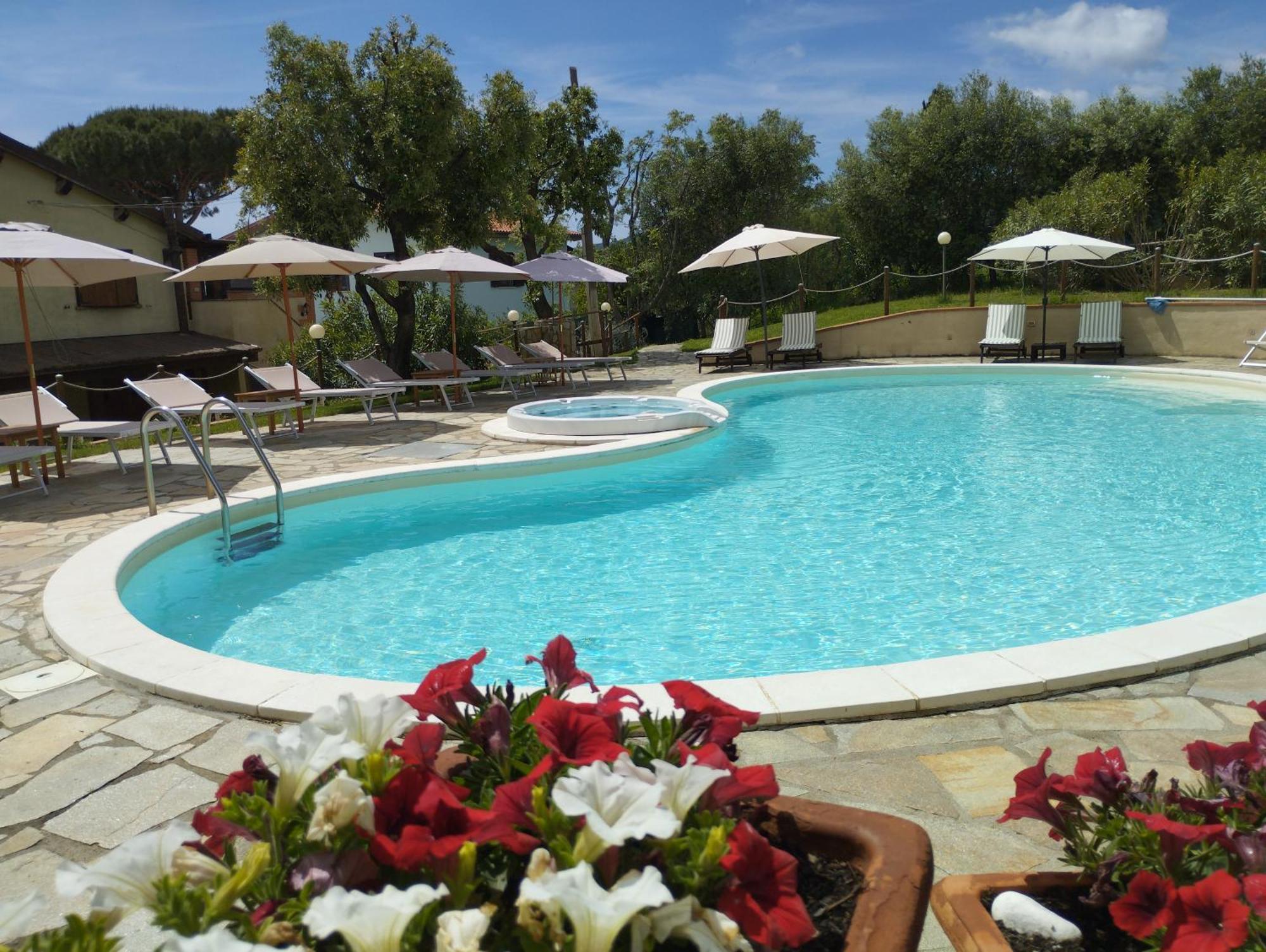 קסטליונה דלה פסקאיה Agriturismo La Luciana מראה חיצוני תמונה